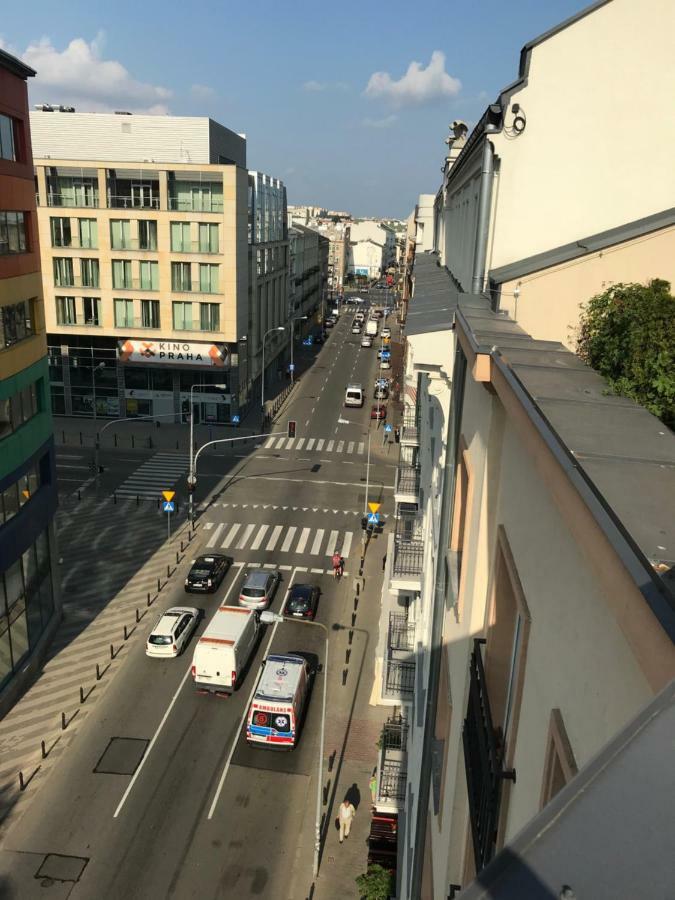 Apartament "Warszawa" エクステリア 写真