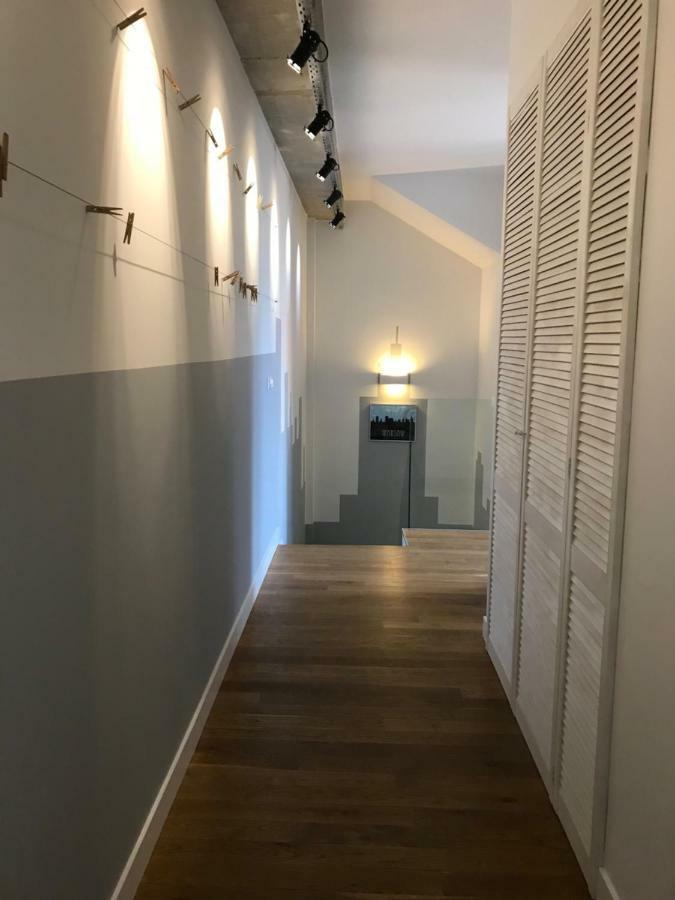 Apartament "Warszawa" エクステリア 写真