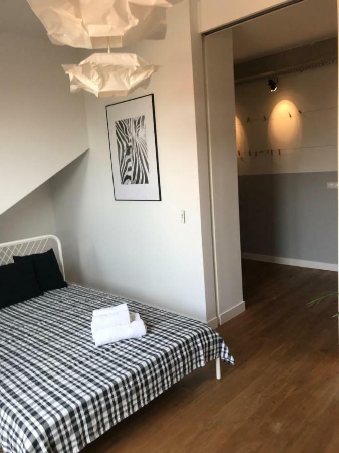 Apartament "Warszawa" エクステリア 写真